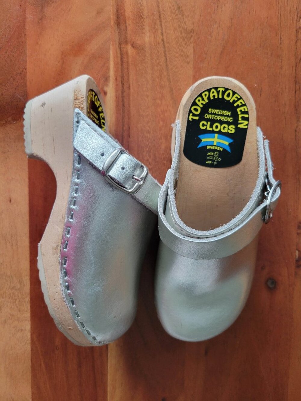 Torpatoffeln Swedish Orthopedic Clogs Metallic Silver Leather Wooden Sole Girls